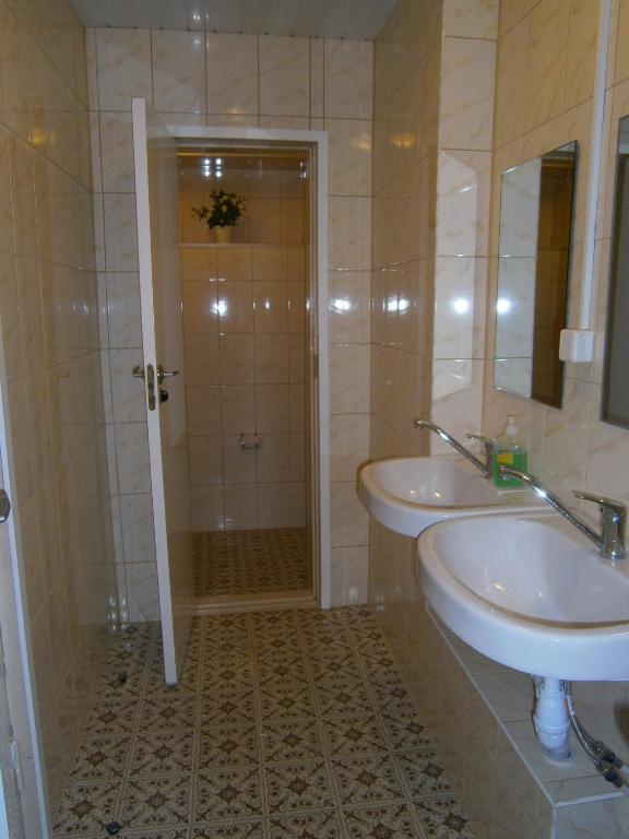 White House Puhkemaja Uulu Quarto foto